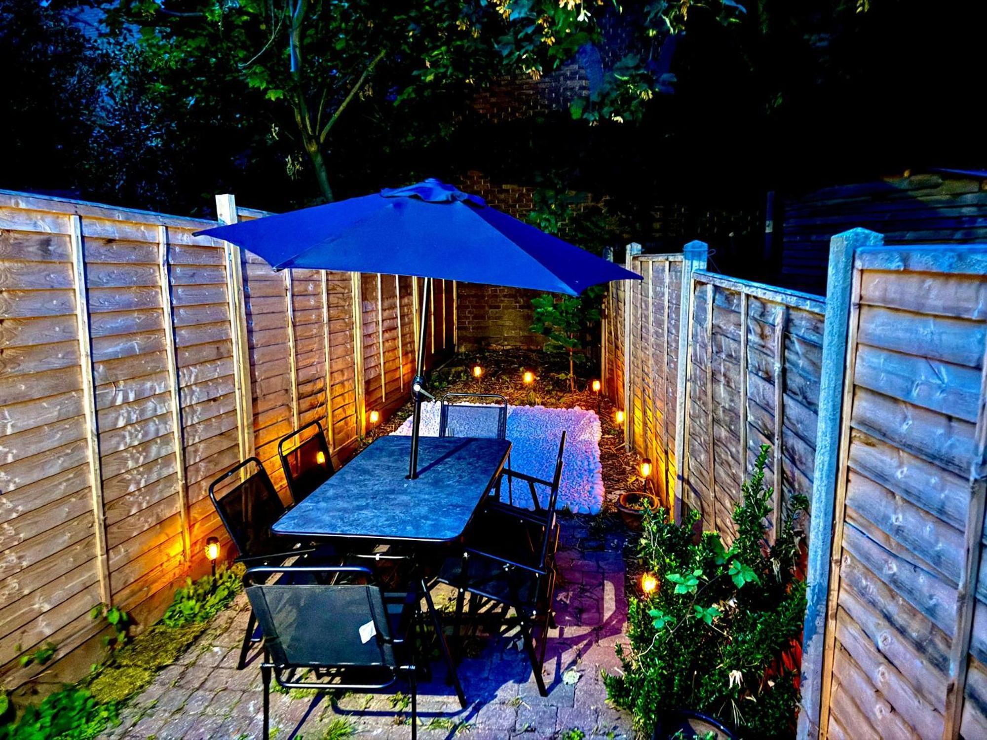 Three Bedroom House By Peacegrove Homes Short Lets & Serviced Accommodation Brighton With Free Wifi & Pet Friendly Extérieur photo