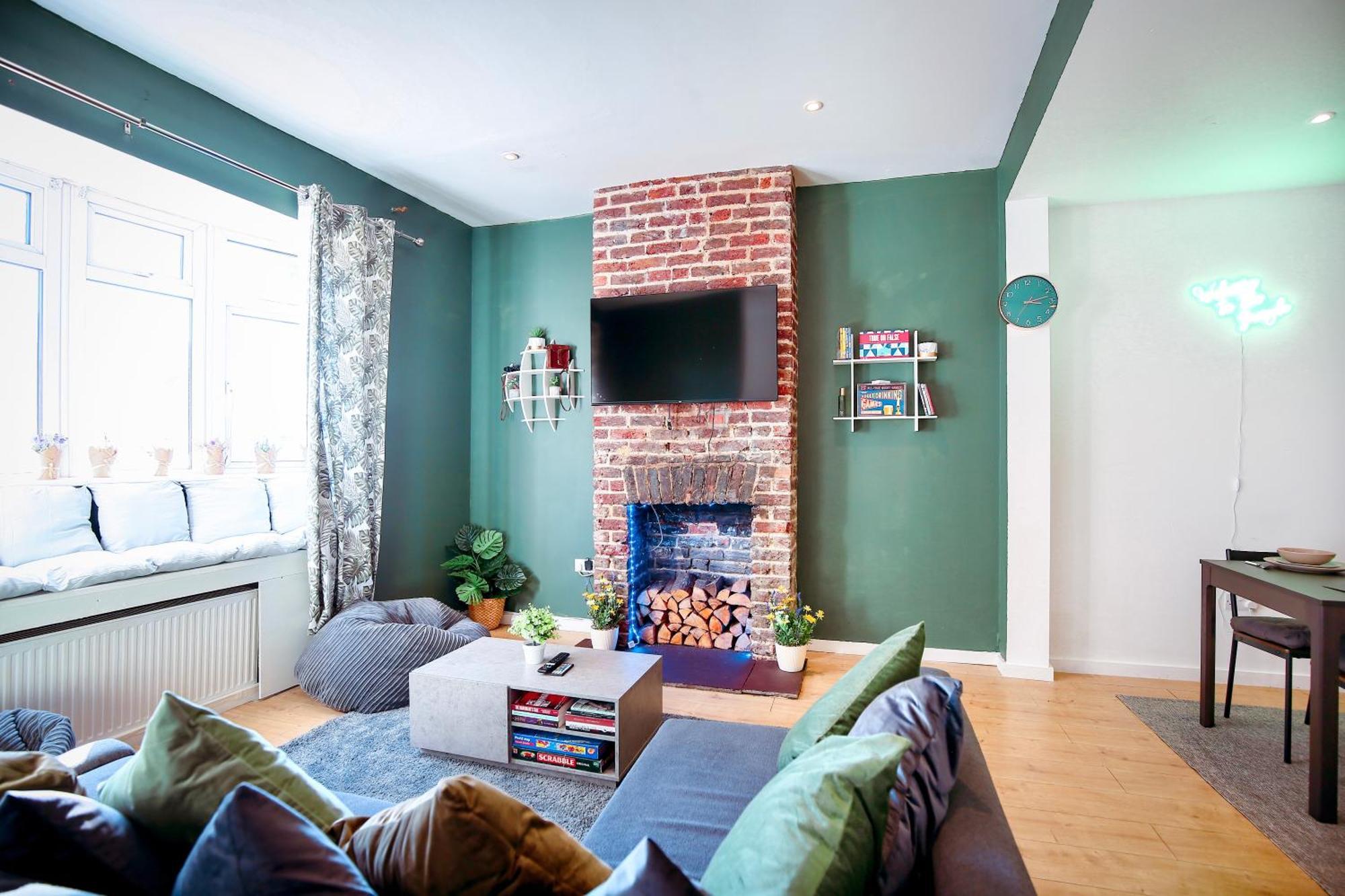 Three Bedroom House By Peacegrove Homes Short Lets & Serviced Accommodation Brighton With Free Wifi & Pet Friendly Extérieur photo